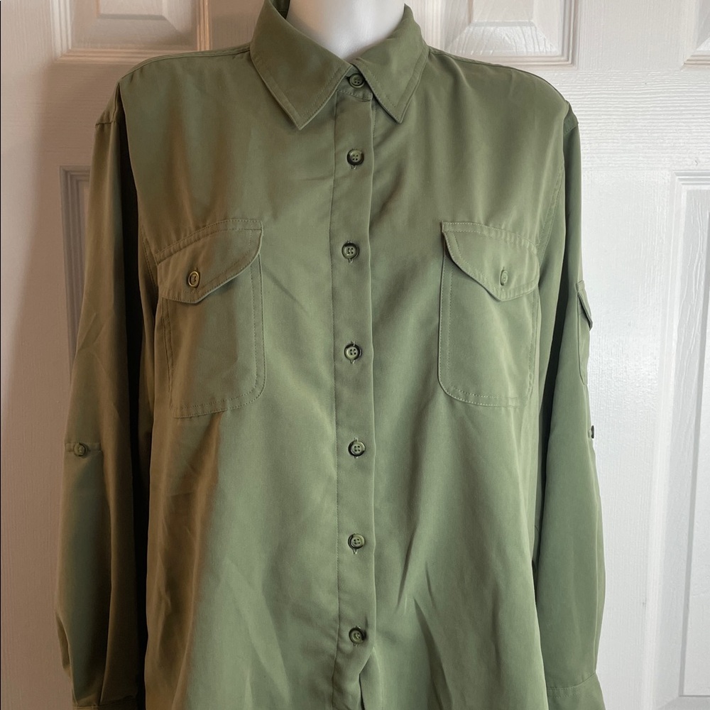 JOANNA ROLL TAB LONG SLEEVES BUTTON DOWN BLOUSE TOP OLIVE GREEN SIZE L - Picture 2 of 12